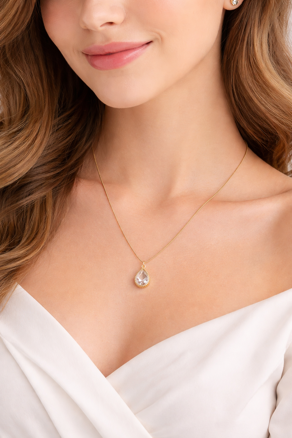 Sivorae Emerald Teardrop Pendant Necklace – Steel Golden Chain with Elegant Green Stone For Her